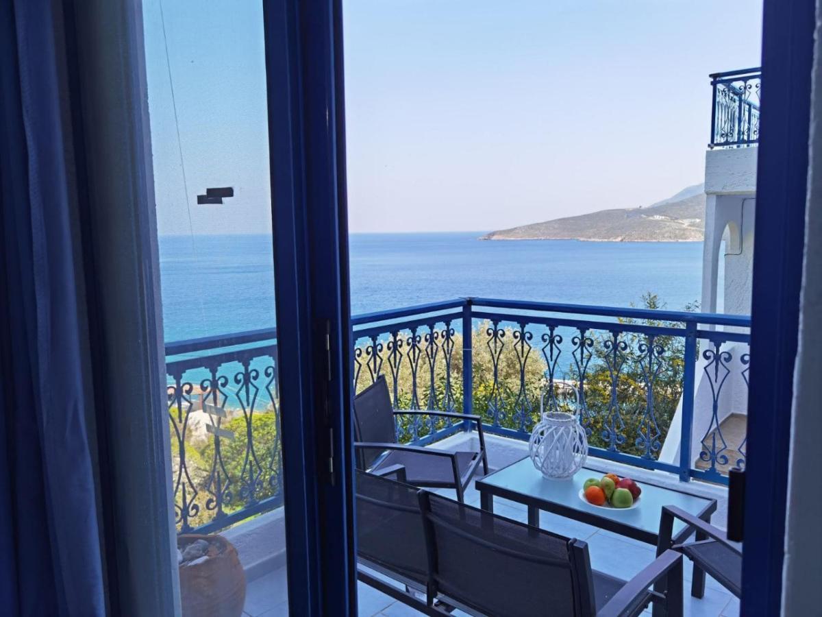 Marinas Studios Livadia  Luaran gambar