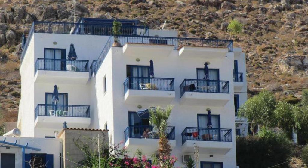 Marinas Studios Livadia  Luaran gambar